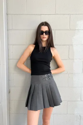 DOUBLE BELTED PLEATED MINI SKIRT